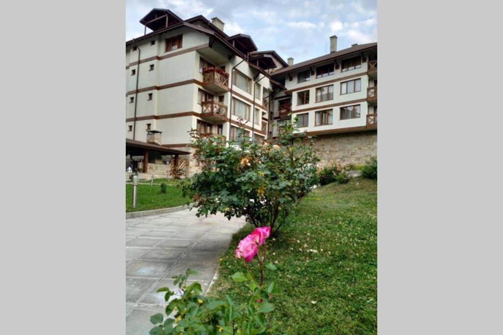 Large Gondola Apartment - Center, Neon Bansko Luaran gambar