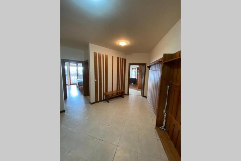 Large Gondola Apartment - Center, Neon Bansko Luaran gambar