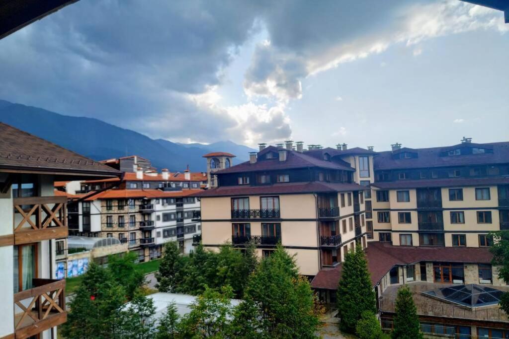 Large Gondola Apartment - Center, Neon Bansko Luaran gambar